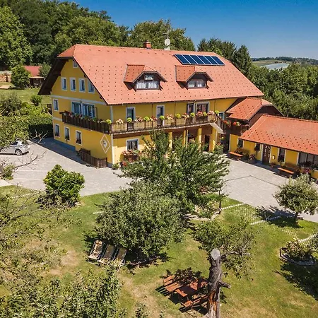 Bed & Breakfast Panorama 3*