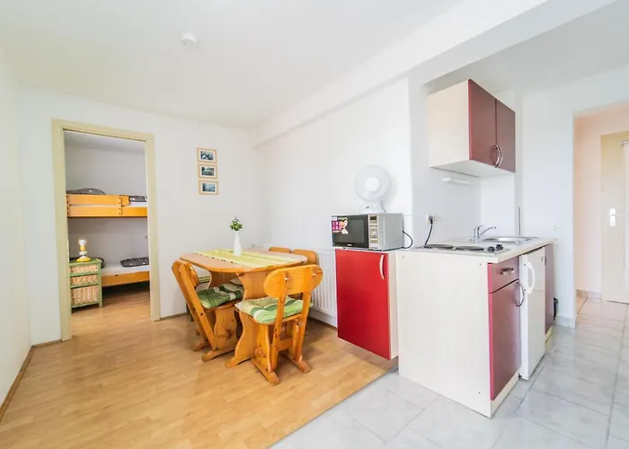 Panorama Bed & Breakfast 3*