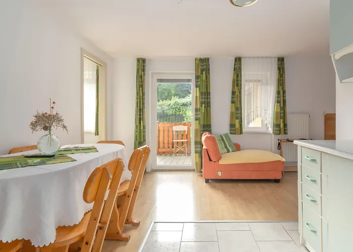 Panorama Bed & Breakfast 3*