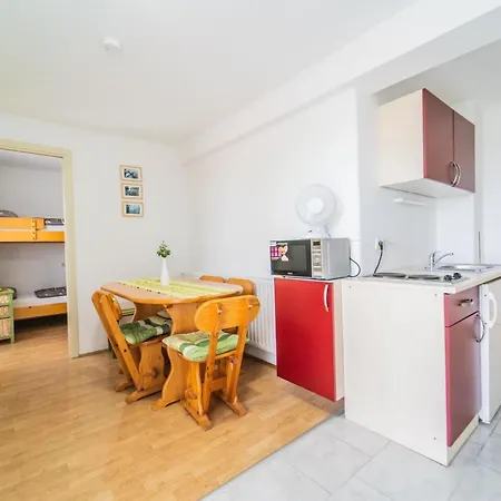 Panorama Bed & Breakfast 3*